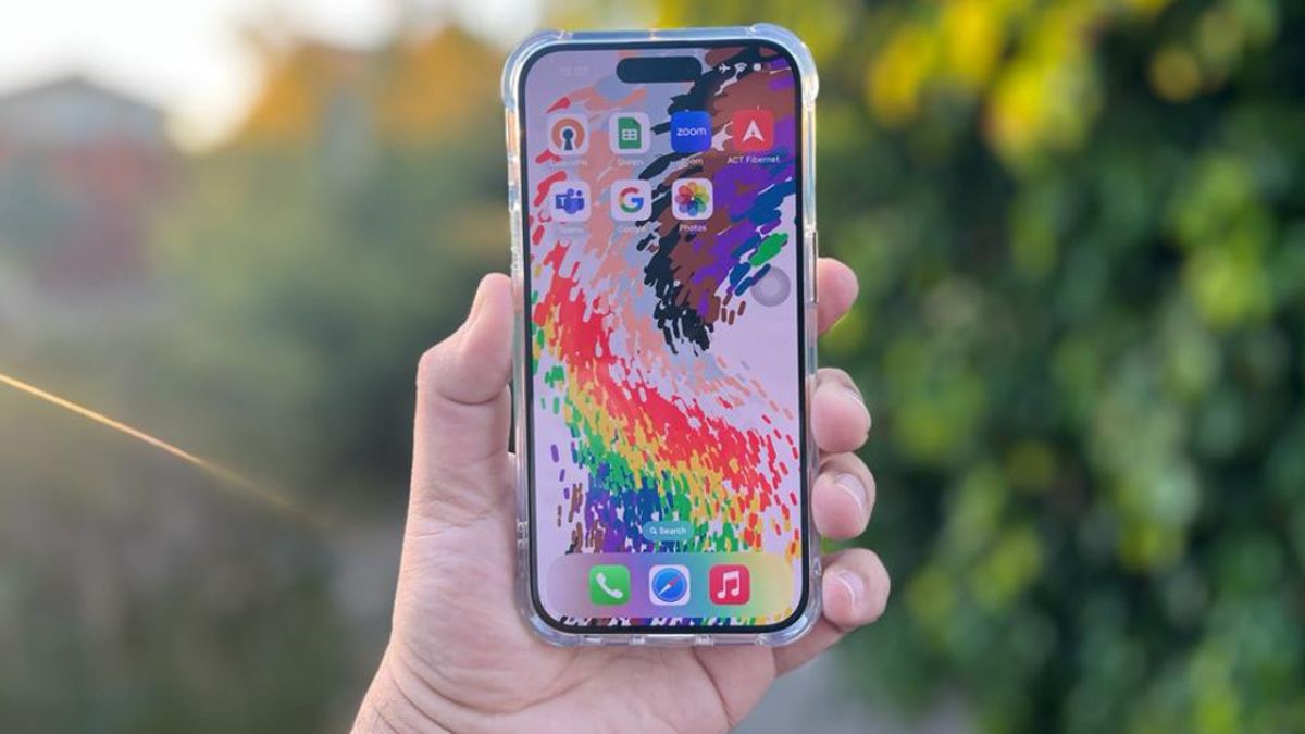 Apple iPhone 15